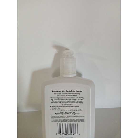 Neutrogena Ultra Gentle Daily Cleanser Foaming Formula for Sensitive Skin 12 Oz - Picture 4 of 4